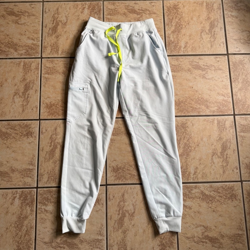 Figs Scrubs Zamora Pants Open Skies Blue Women's Size Small PO# 5543 - Picture 2 of 9